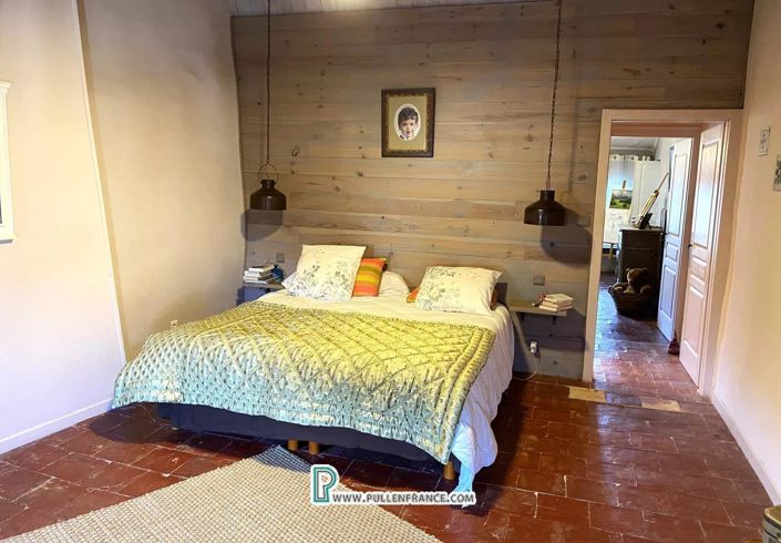 Image No.30-House for sale