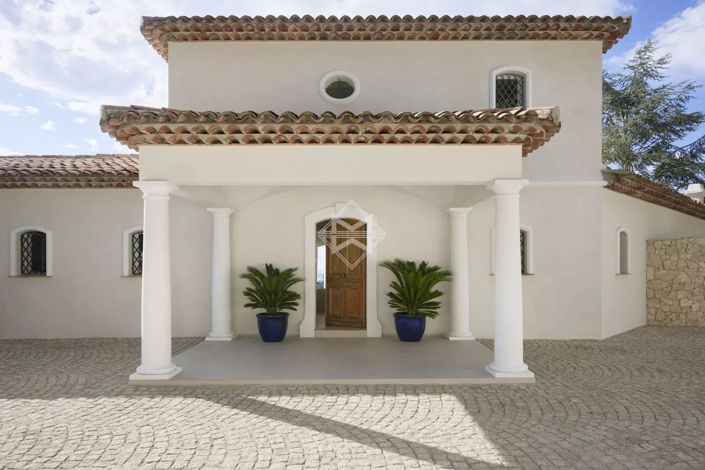 Image No.4-5 Bed House for sale