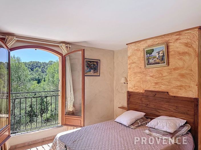 Image No.12-Maison de 8 chambres à vendre à Lorgues