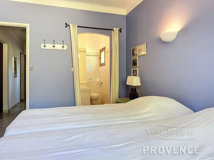 Image No.22-6 Bed House for sale