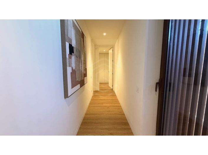 Image No.11-3 Bed Apartment for sale