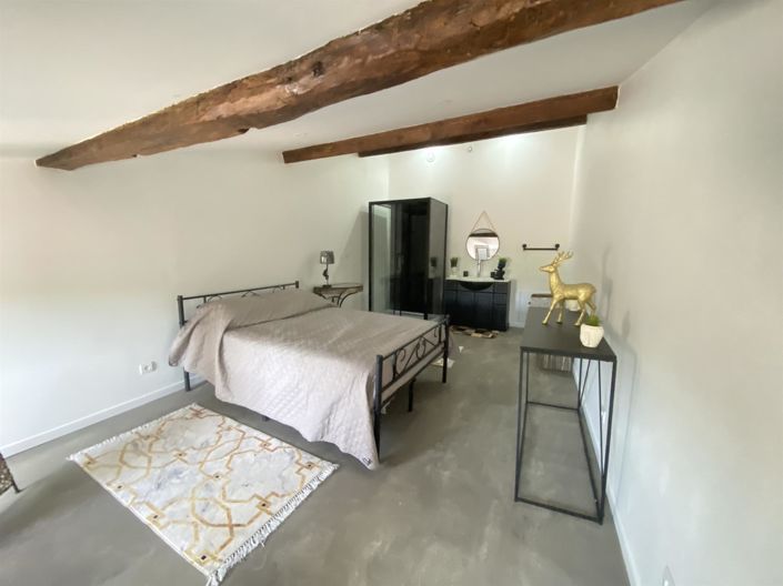 Image No.18-3 Bed House for sale