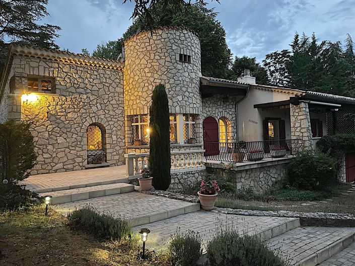 Image No.5-3 Bed House for sale