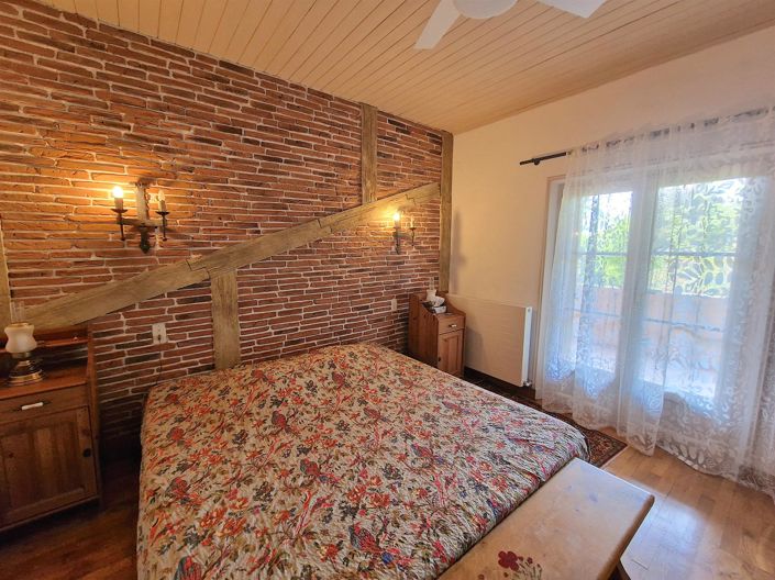 Image No.7-3 Bed House for sale