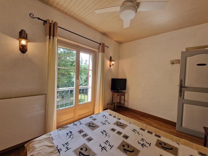 Image No.9-3 Bed House for sale