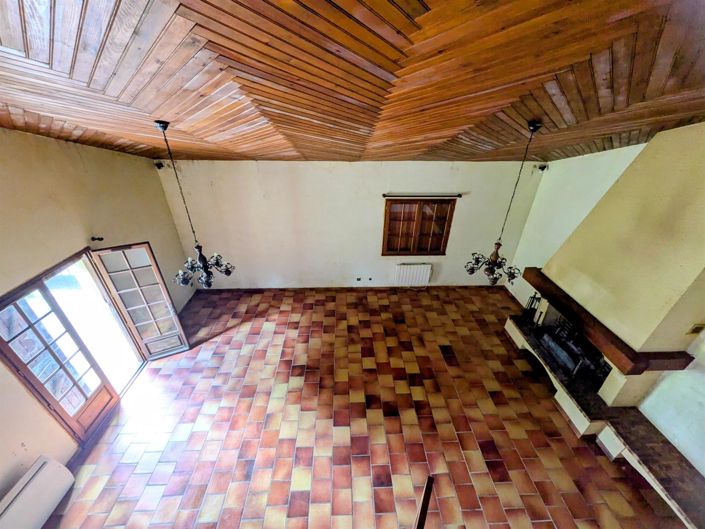 Image No.6-3 Bed House for sale