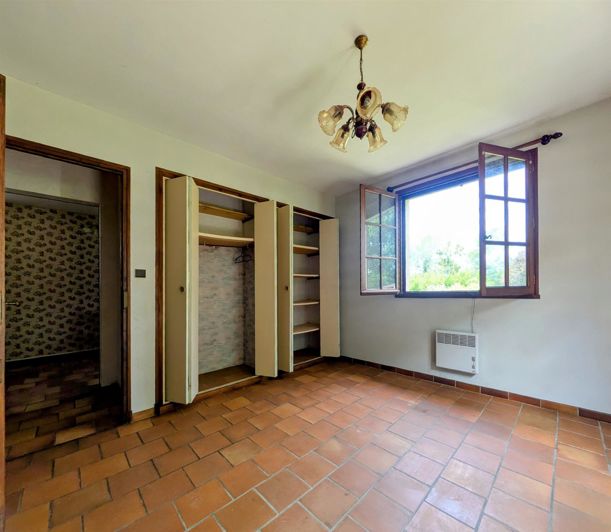 Image No.7-3 Bed House for sale