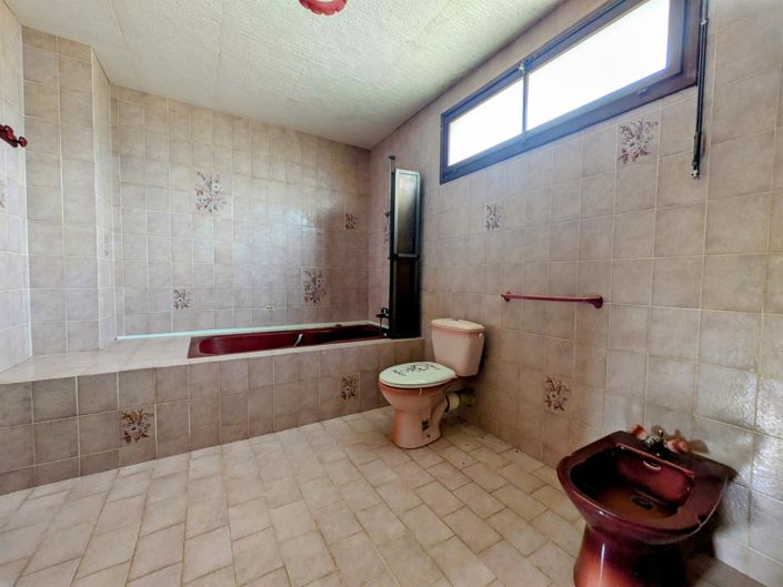 Image No.9-3 Bed House for sale