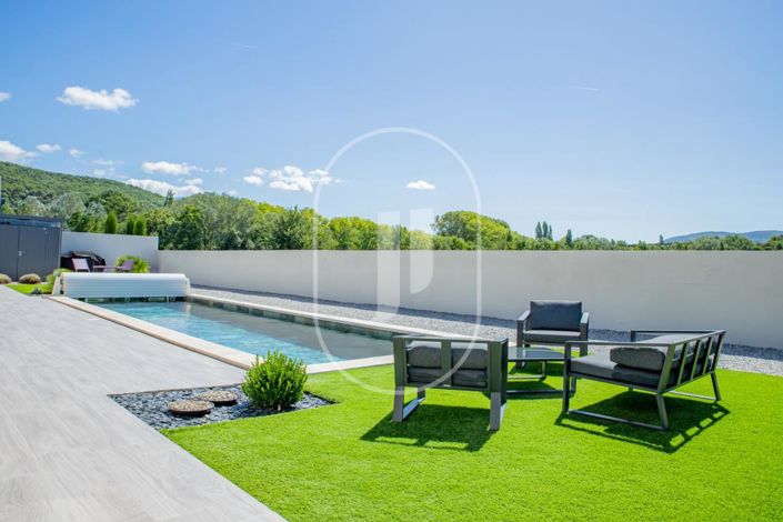 Image No.14-3 Bed House for sale