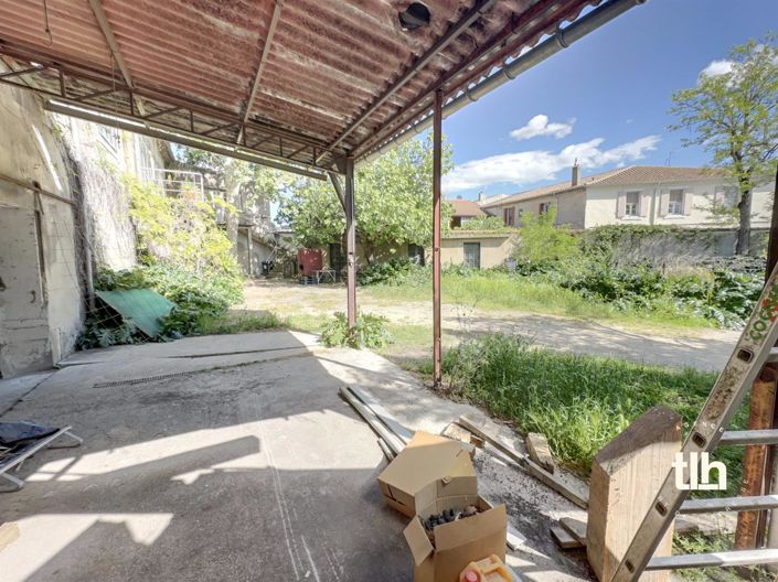 Image No.11-3 Bed House for sale