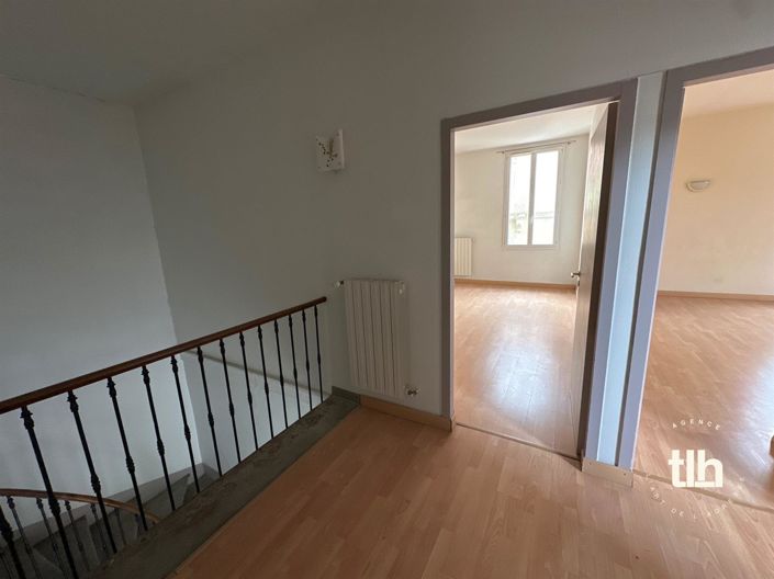 Image No.15-3 Bed House for sale