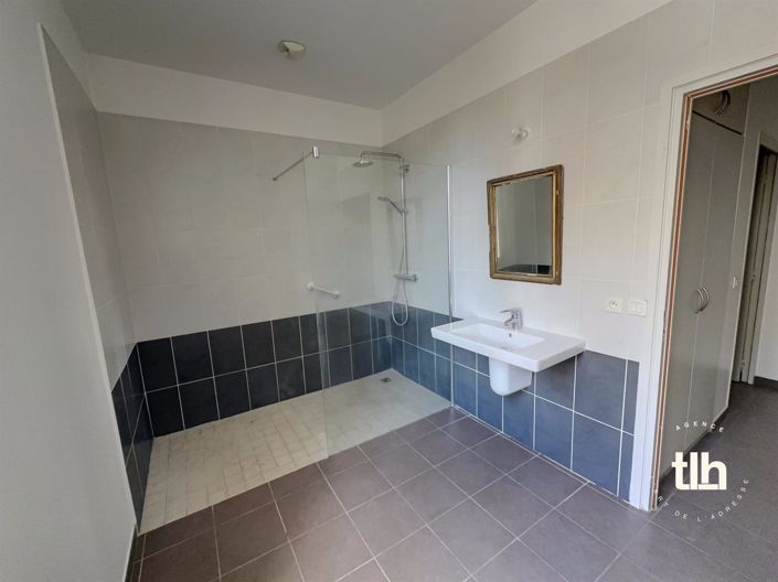 Image No.2-3 Bed House for sale