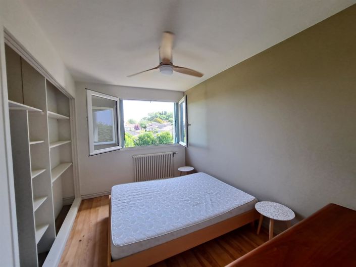 Image No.13-4 Bed House for sale