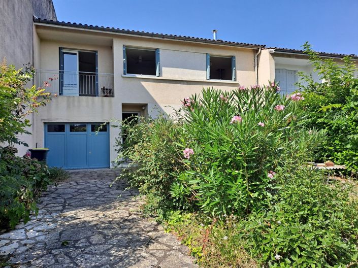 Image No.3-4 Bed House for sale