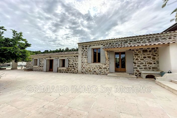 Image No.9-6 Bed House for sale