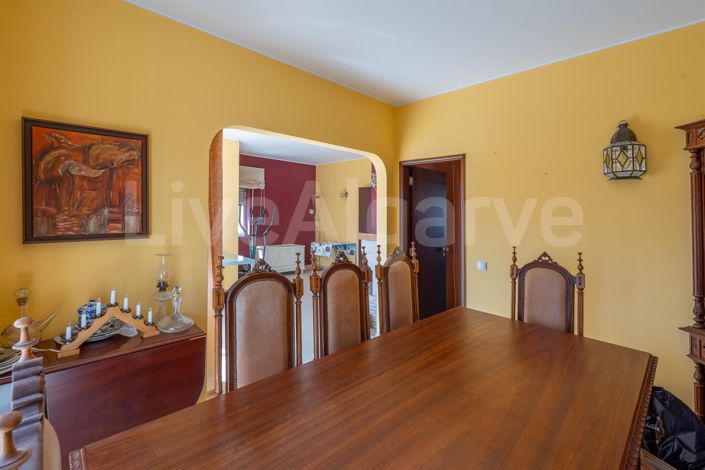 Image No.15-5 Bed House for sale