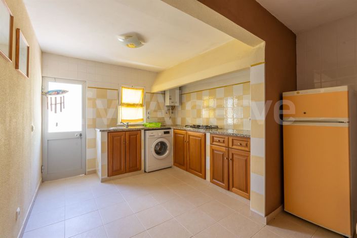 Image No.31-5 Bed House for sale