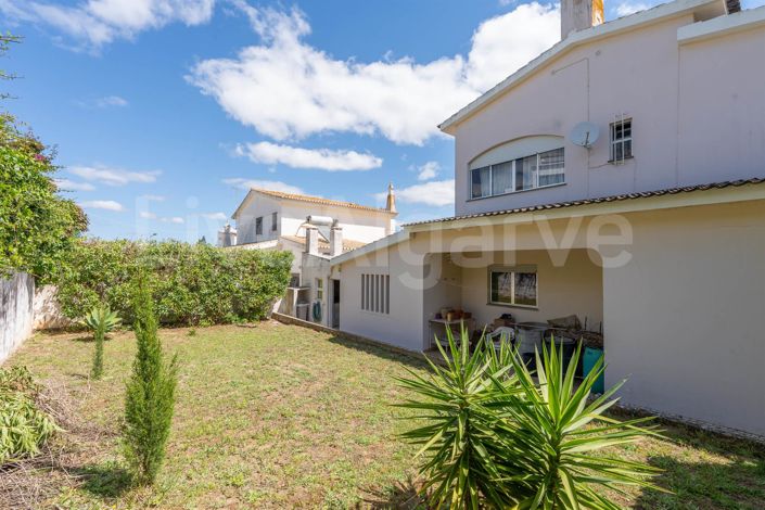 Image No.37-5 Bed House for sale