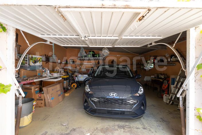 Image No.47-5 Bed House for sale