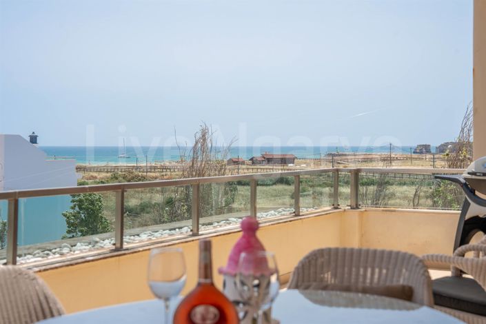 Image No.8-4 Bed Apartment for sale