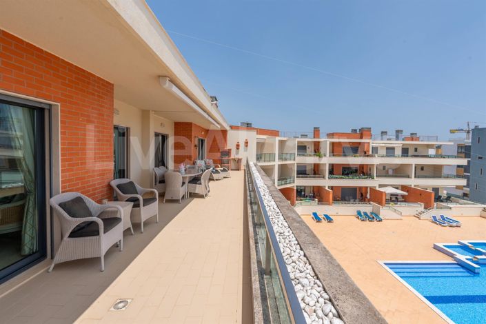 Image No.9-4 Bed Apartment for sale