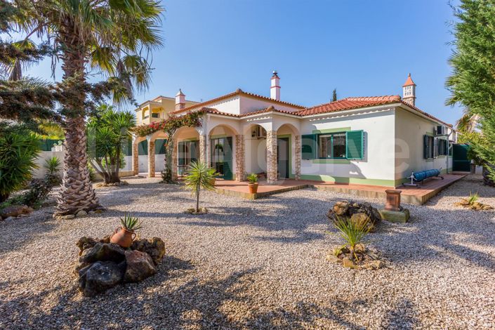 Image No.41-4 Bed House for sale