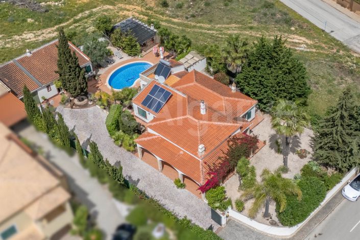 Image No.42-4 Bed House for sale