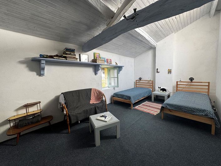 Image No.12-5 Bed House for sale