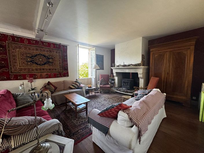 Image No.5-5 Bed House for sale