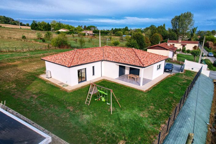 Image No.2-3 Bed House for sale