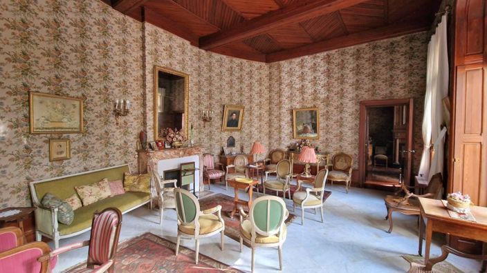 Image No.6-House for sale