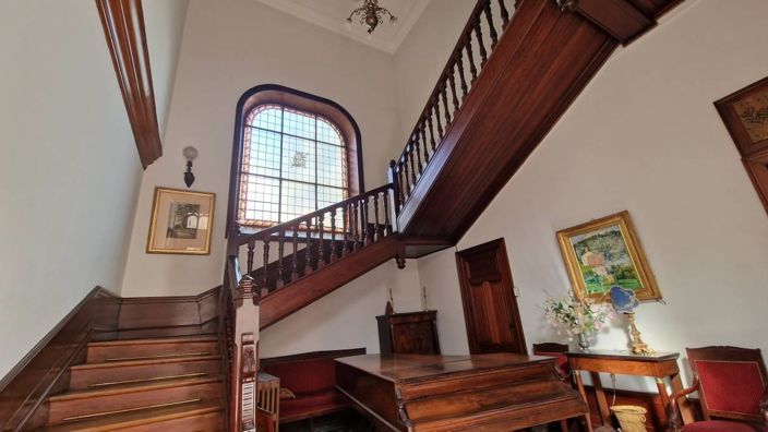 Image No.8-House for sale