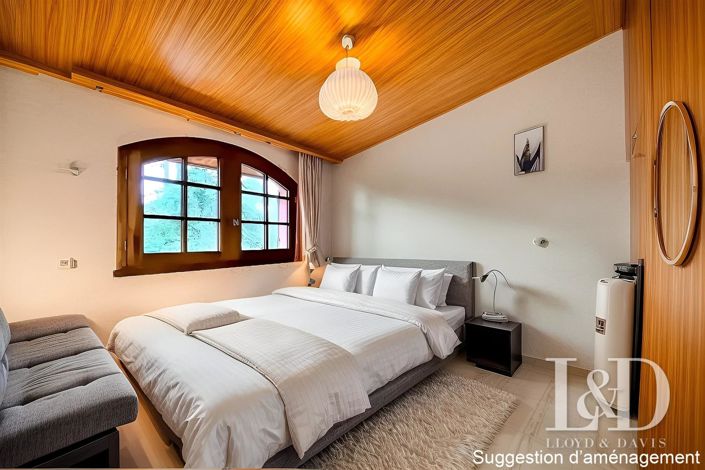 Image No.13-5 Bed House for sale