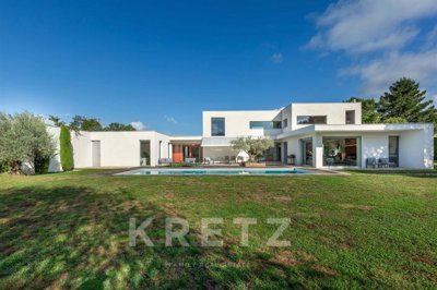 1 - Dommartin, House
