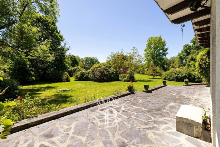 Image No.14-3 Bed House for sale