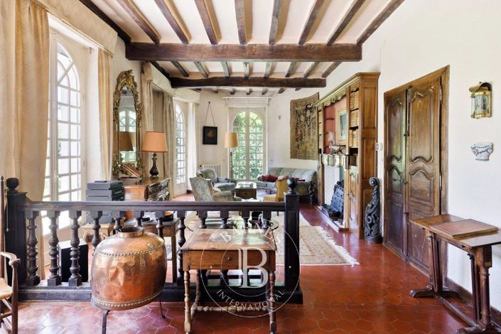 Image No.19-3 Bed House for sale