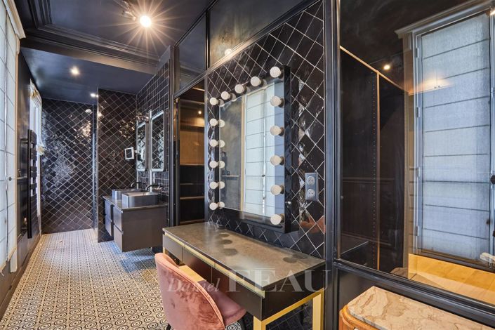 Image No.10-4 Bed House for sale