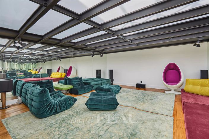 Image No.8-4 Bed House for sale