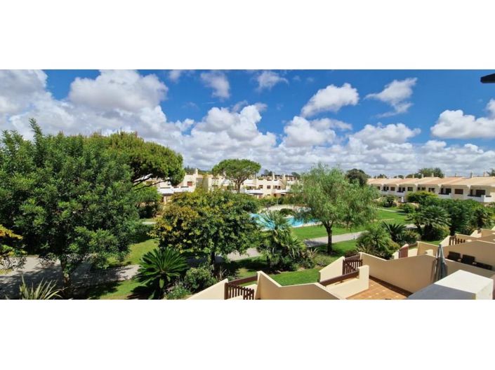 Image No.25-2 Bed House for sale