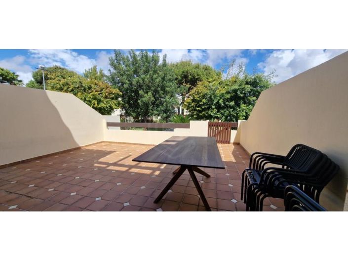 Image No.6-2 Bed House for sale