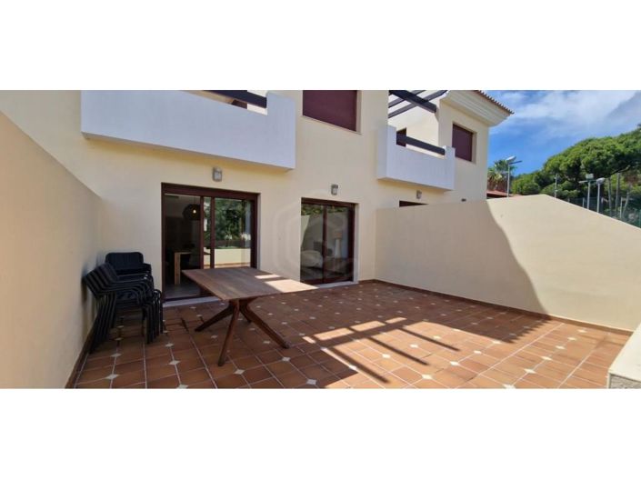 Image No.8-2 Bed House for sale