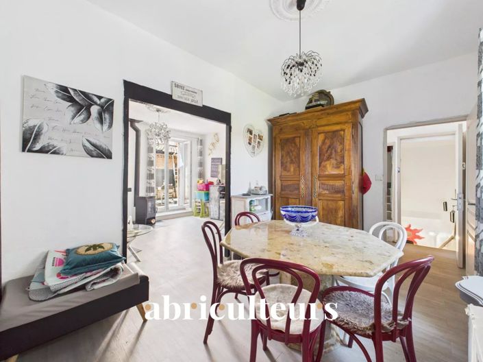 Image No.7-3 Bed House for sale