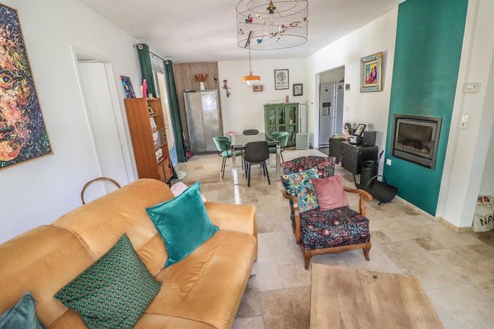 Image No.14-3 Bed House for sale