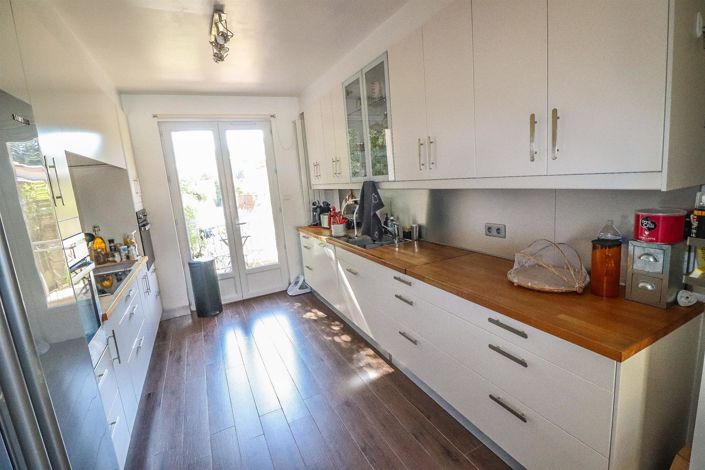 Image No.36-3 Bed House for sale