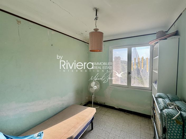 Image No.11-2 Bed House for sale