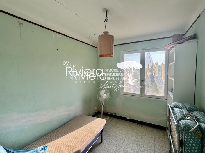 Image No.11-2 Bed House for sale