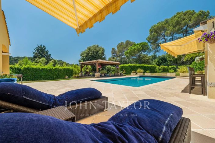 Image No.3-Maison de 4 chambres à vendre à Valbonne