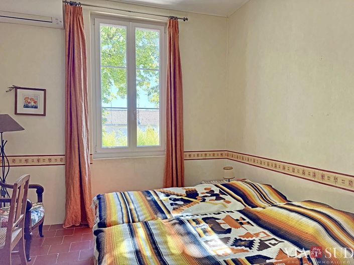 Image No.14-6 Bed House for sale