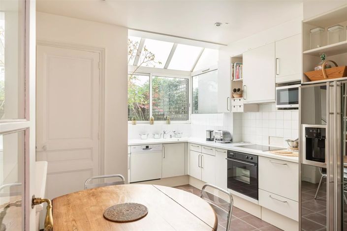 Image No.7-4 Bed House for sale