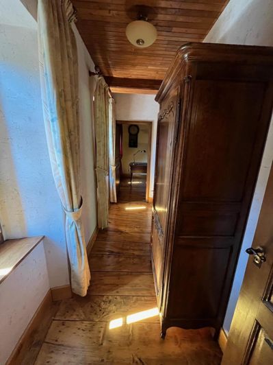 Image No.7-3 Bed House for sale